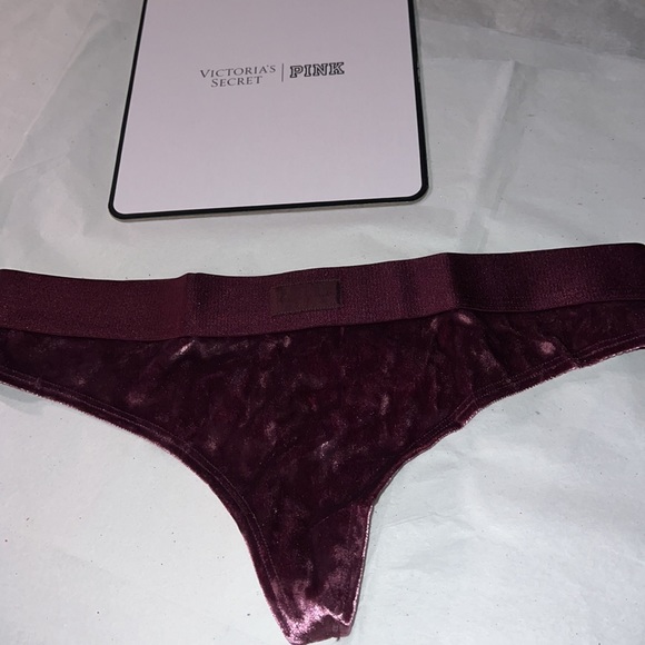 (M) UNISEX Victoria’s Secret VELVET THONG UNDERWEAR - Picture 4 of 14